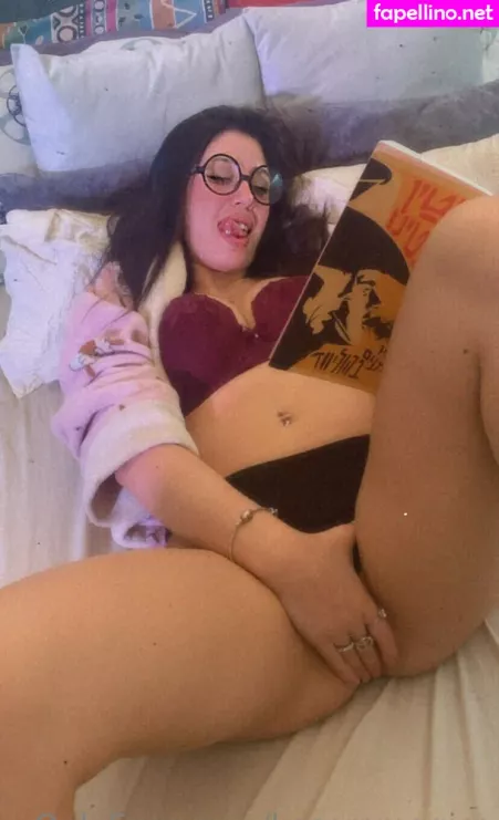 Kesem Oneill OnlyFans Thumbnail #4FxFC6YOON