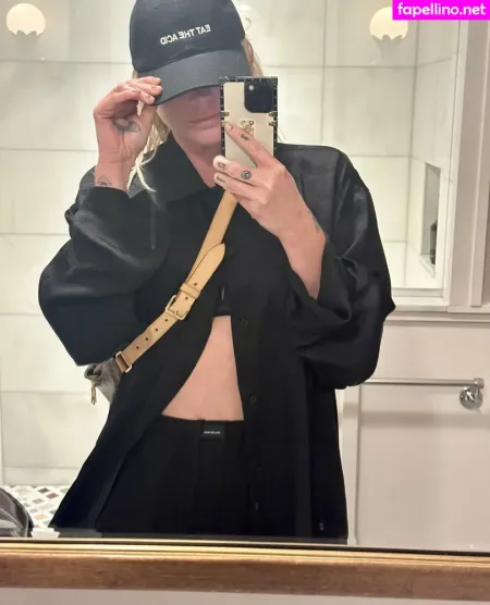 Kesha OnlyFans Thumbnail #6NOVJ8BhBn