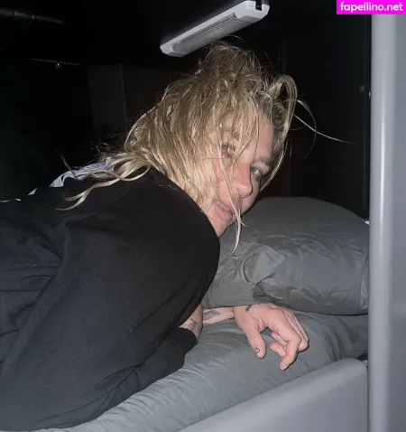 Kesha OnlyFans Thumbnail #IV4g7BgcTu