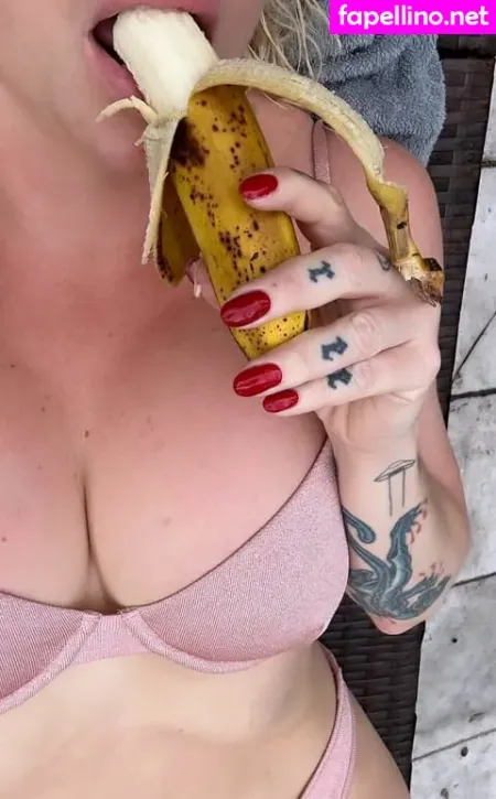 Kesha OnlyFans Thumbnail #xC2FMczUz7