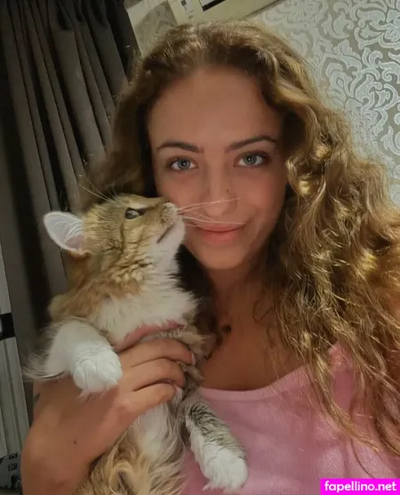 Ketty Moon OnlyFans Thumbnail #4mbD6S8cEr