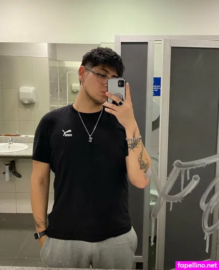 Kev1n Boys OnlyFans Thumbnail #G10eB7zJfO