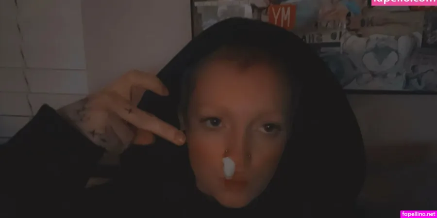 Kezmoefree OnlyFans Thumbnail #EWLW0vIUF5