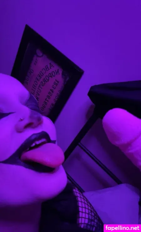 Kezmoefree OnlyFans Thumbnail #OvgkRz3dTJ