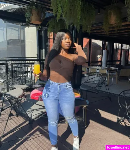 Khadija Sibiya OnlyFans Thumbnail #7CIhDQYYW2