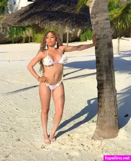 Khanyi Mbau OnlyFans Thumbnail #VuziMMIWCI