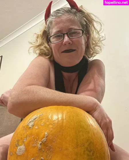 Khariscurves OnlyFans Thumbnail #rYBGEQxDGr