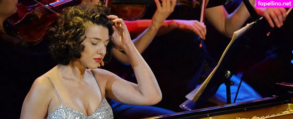 Khatia Buniatishvili OnlyFans Thumbnail #5duuTNzpxK
