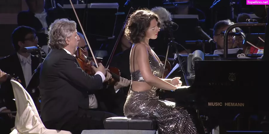 Khatia Buniatishvili OnlyFans Thumbnail #K8UkNQ58jL