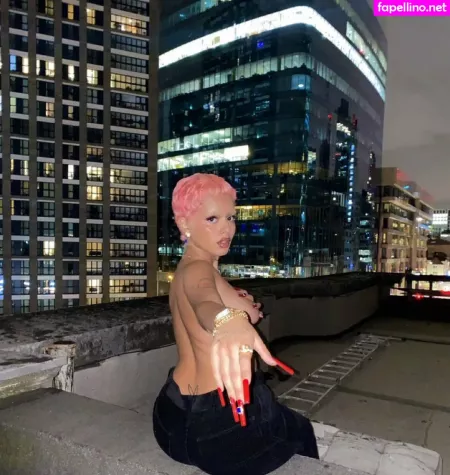 Khleopatre OnlyFans Thumbnail #hMCBNafNpy