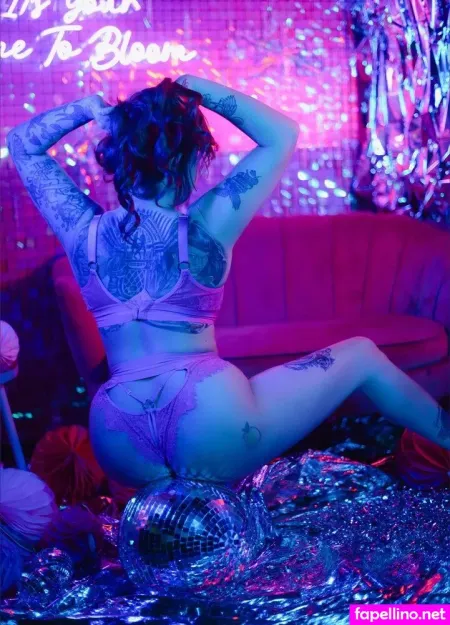 Khloe Deville Main Profile Photo