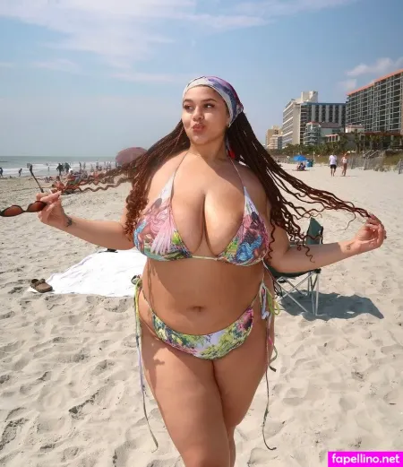 Khloe Katera OnlyFans Thumbnail #JHtyEJfo0V