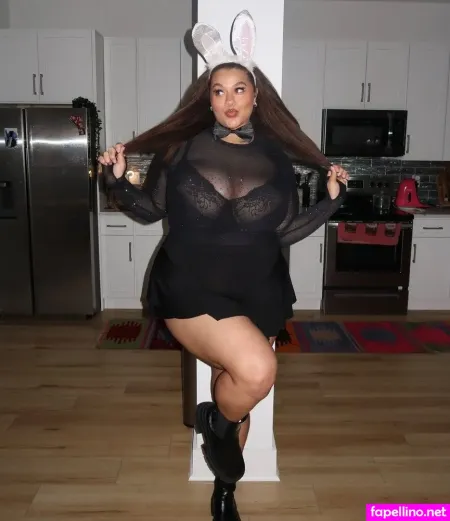 Khloe Katera OnlyFans Thumbnail #NwNERGcNUH