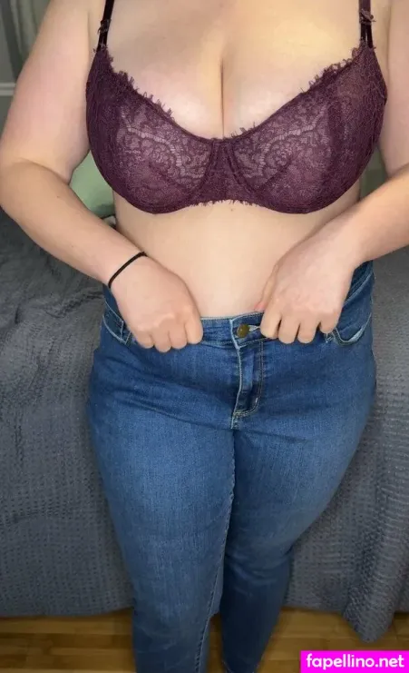 Khloe Kie OnlyFans Thumbnail #GGJOYjsPxT