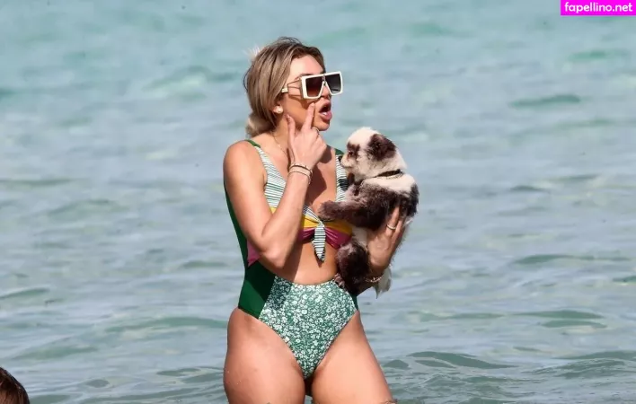 Khloe Terae OnlyFans Thumbnail #DSIjZZLnbm