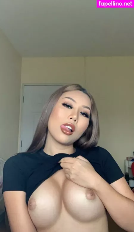 Khloe2542 OnlyFans Thumbnail #WpF8NjU6Ex