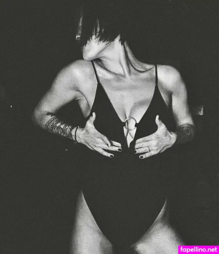 Khromova Lena OnlyFans Thumbnail #8G6N5KBCCw