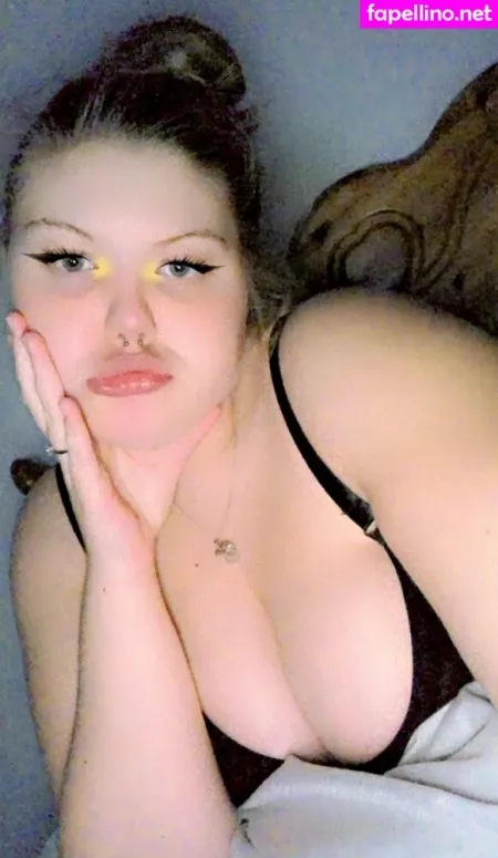 Kia Lou OnlyFans Thumbnail #DZ1gxkqoDA