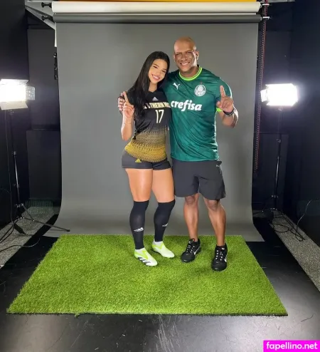 Kiana Dufour OnlyFans Thumbnail #yqPLfSals5