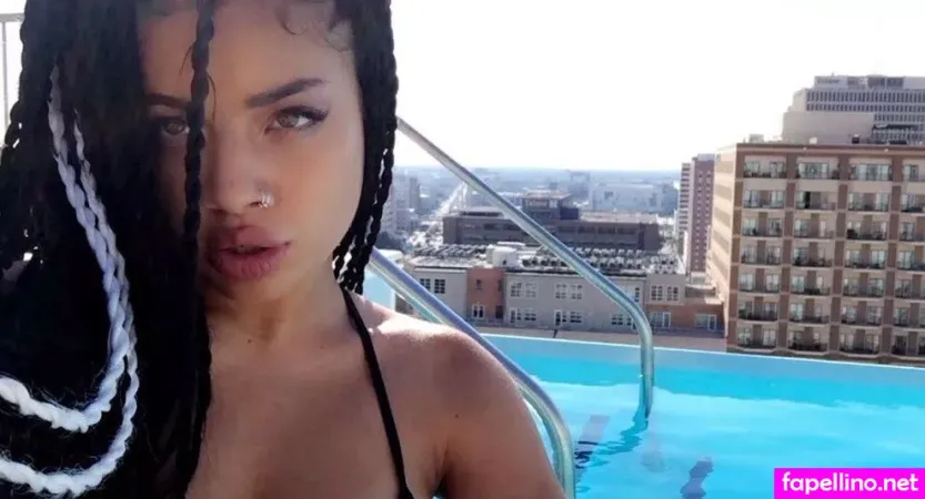 Kiana Lede OnlyFans Thumbnail #3vcTBZetXY