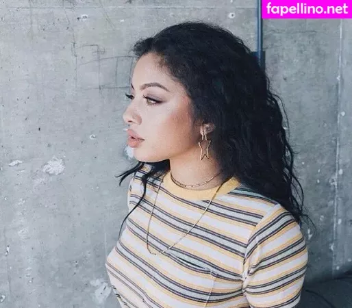 Kiana Lede OnlyFans Thumbnail #XLbAYjVv07