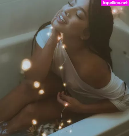 Kiana Lede OnlyFans Thumbnail #q64mmKpqhE