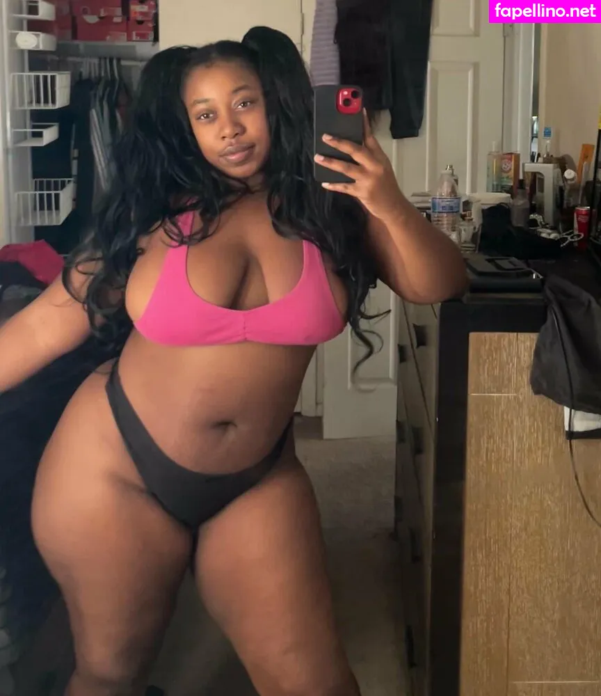 Kiana_Marijuana, heavysworld, kiana.marijuana Nude Leaked OnlyFans Photo #CLC8bJE6ID