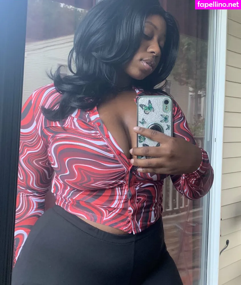 Kiana_Marijuana, heavysworld, kiana.marijuana Nude Leaked OnlyFans Photo #mrYAySNRTm