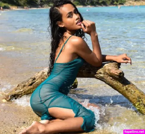 Kiana Pix 1 OnlyFans Thumbnail #s9BPRyVkVX