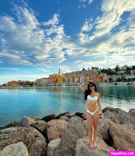 Kiana OnlyFans Thumbnail #XQtB9HQWiP