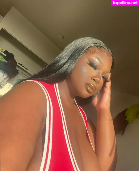 Kianakakez OnlyFans Thumbnail #9bEotQl6Cy