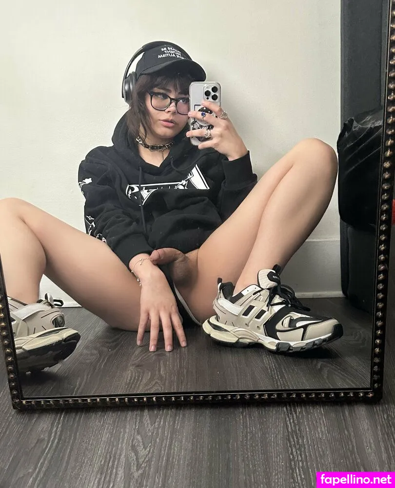 kianavi, kianavi5 Nude Leaked OnlyFans Photo #2qqT2hbmcZ