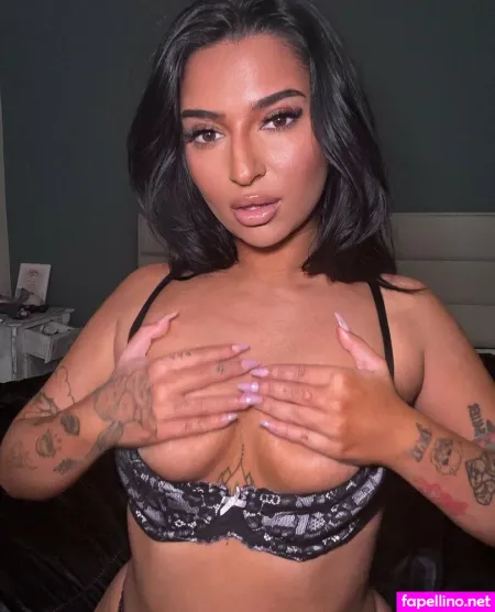 Kianawyld OnlyFans Thumbnail #FQHDkgHEc7