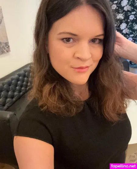 Kiara 24girl OnlyFans Thumbnail #7UpdZEE39i