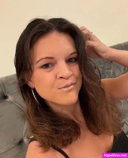 Kiara 24girl OnlyFans Thumbnail #IWv4IQUi63