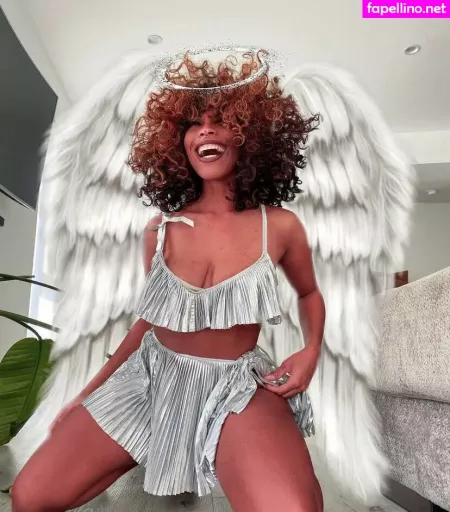 Kieraplease OnlyFans Thumbnail #CdWy5UMBa3