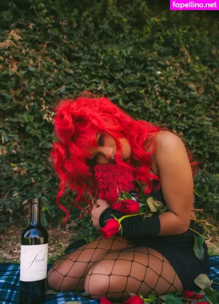 Kieraplease OnlyFans Thumbnail #MUcnGCk4NY