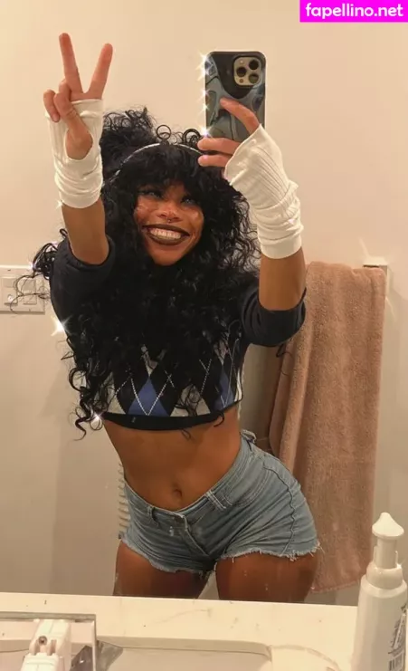 Kieraplease OnlyFans Thumbnail #r8UqFXCvWx