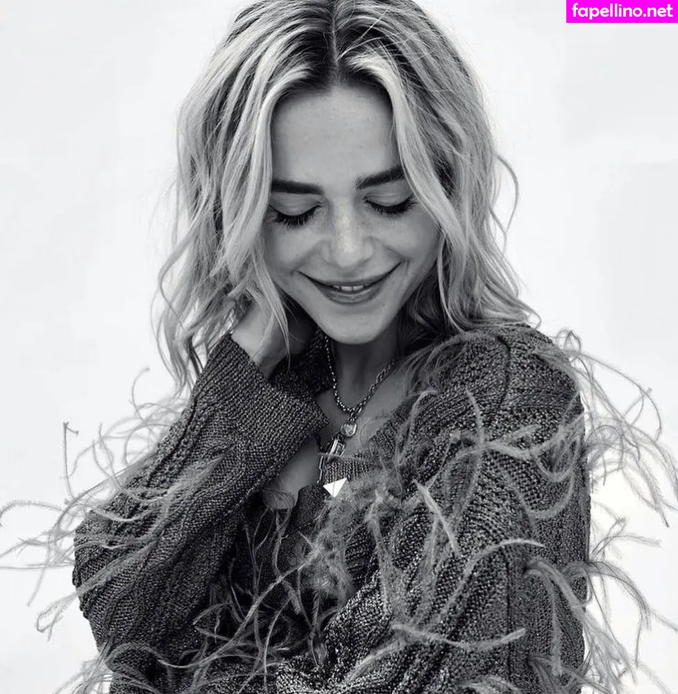 AdventuresSabrina, kiernanshipka Nude Leaked OnlyFans Photo #OqUJBDSUrw