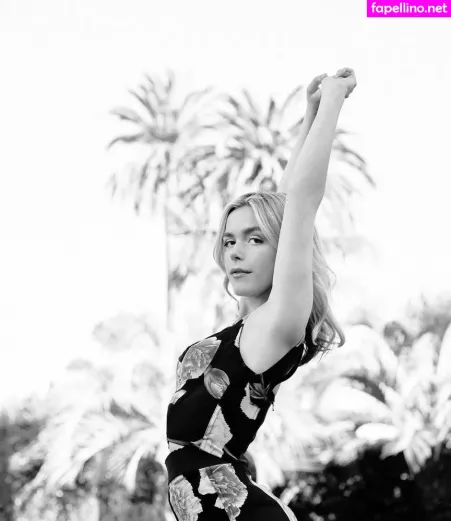 Kiernan Shipka OnlyFans Thumbnail #UXVDeJnJRQ