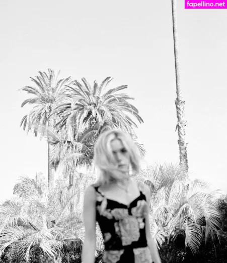 Kiernan Shipka OnlyFans Thumbnail #XYNpTQGLvo