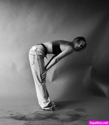 Kika Durisova OnlyFans Thumbnail #NUGWzqFI7y