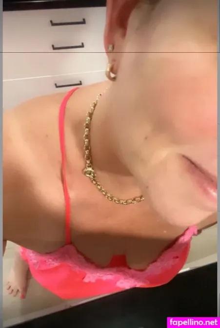 Kiki Bigboobs OnlyFans Thumbnail #ROmcqZbGza