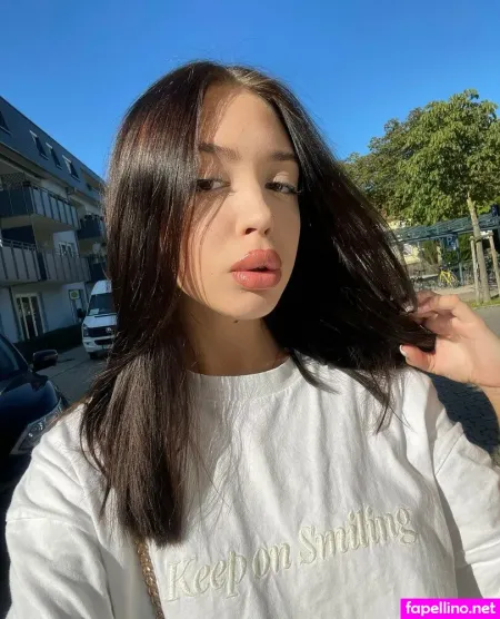 Kiki Free OnlyFans Thumbnail #xYu9tBACKD