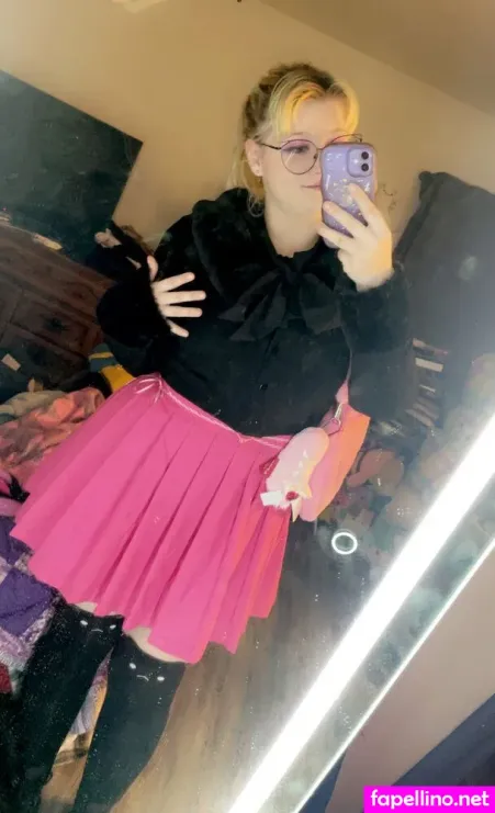 Kiki Gothiccy OnlyFans Thumbnail #zYAWOxEdzD