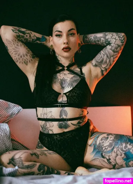 Kiki Julek OnlyFans Thumbnail #CP3hNOjsEt