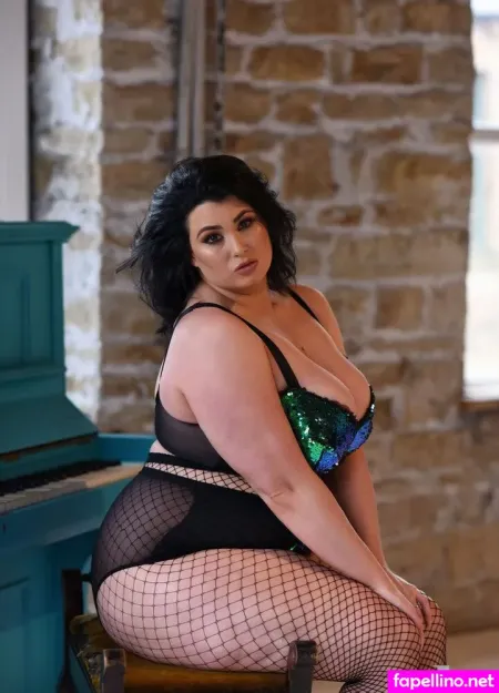 Kiki Nothingbutcurves OnlyFans Thumbnail #tFGWBgs0Yf