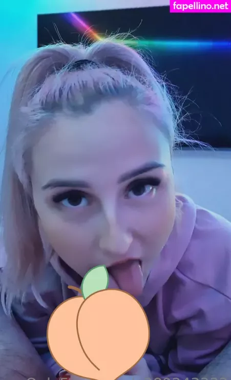 Kikifam OnlyFans Thumbnail #FLGXm0H5Id