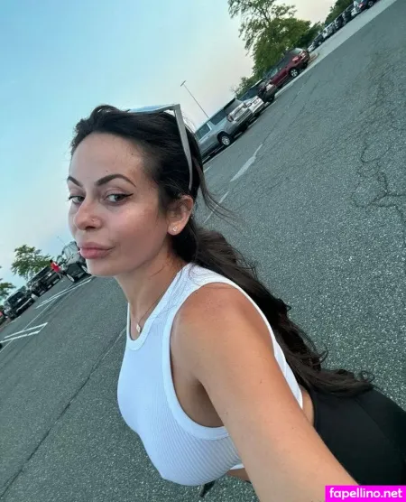 Kikikloutfree OnlyFans Thumbnail #221Kuth4UO