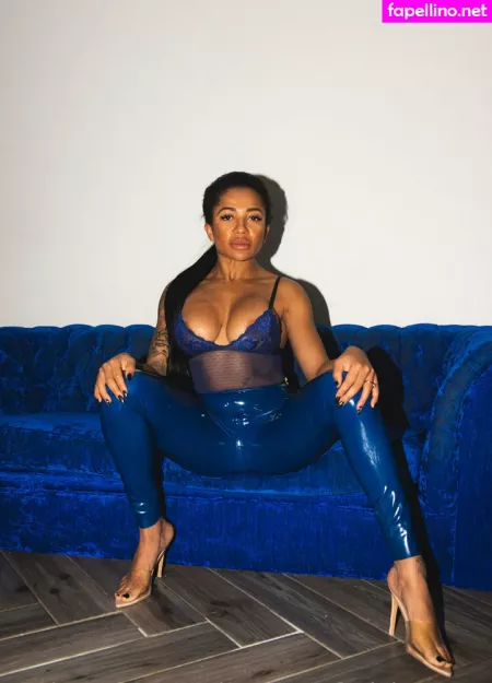 Kikiluxxxe OnlyFans Thumbnail #ITDC2Vfq9b
